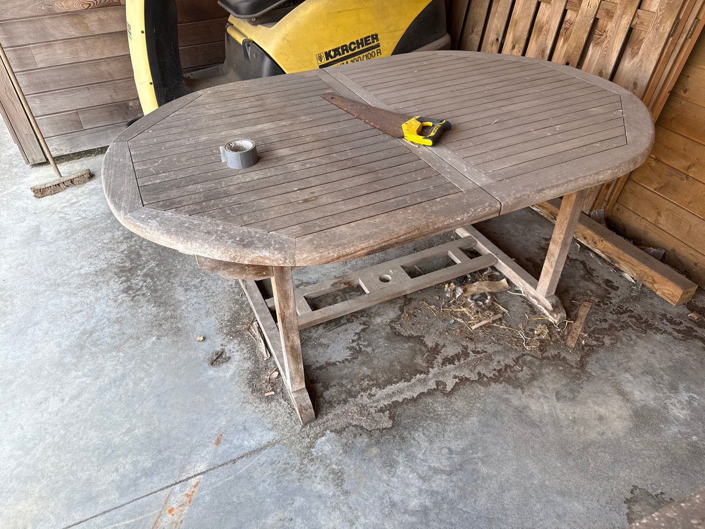 10092 Tuintafel