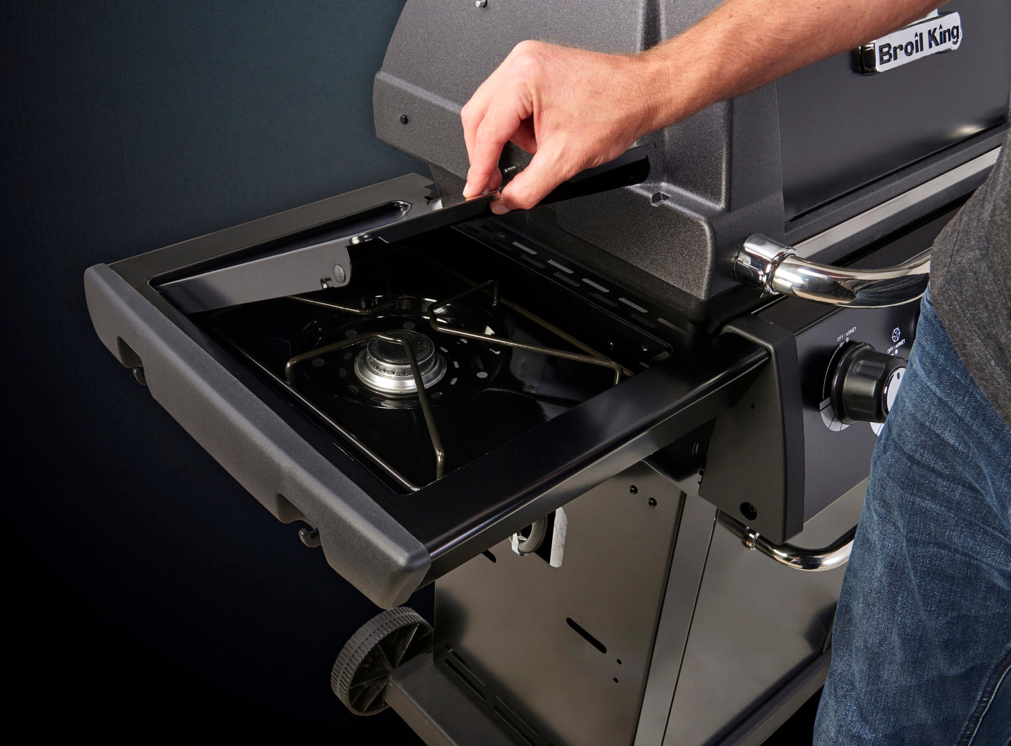 BROIL KING ROYAL 340 SHADOW