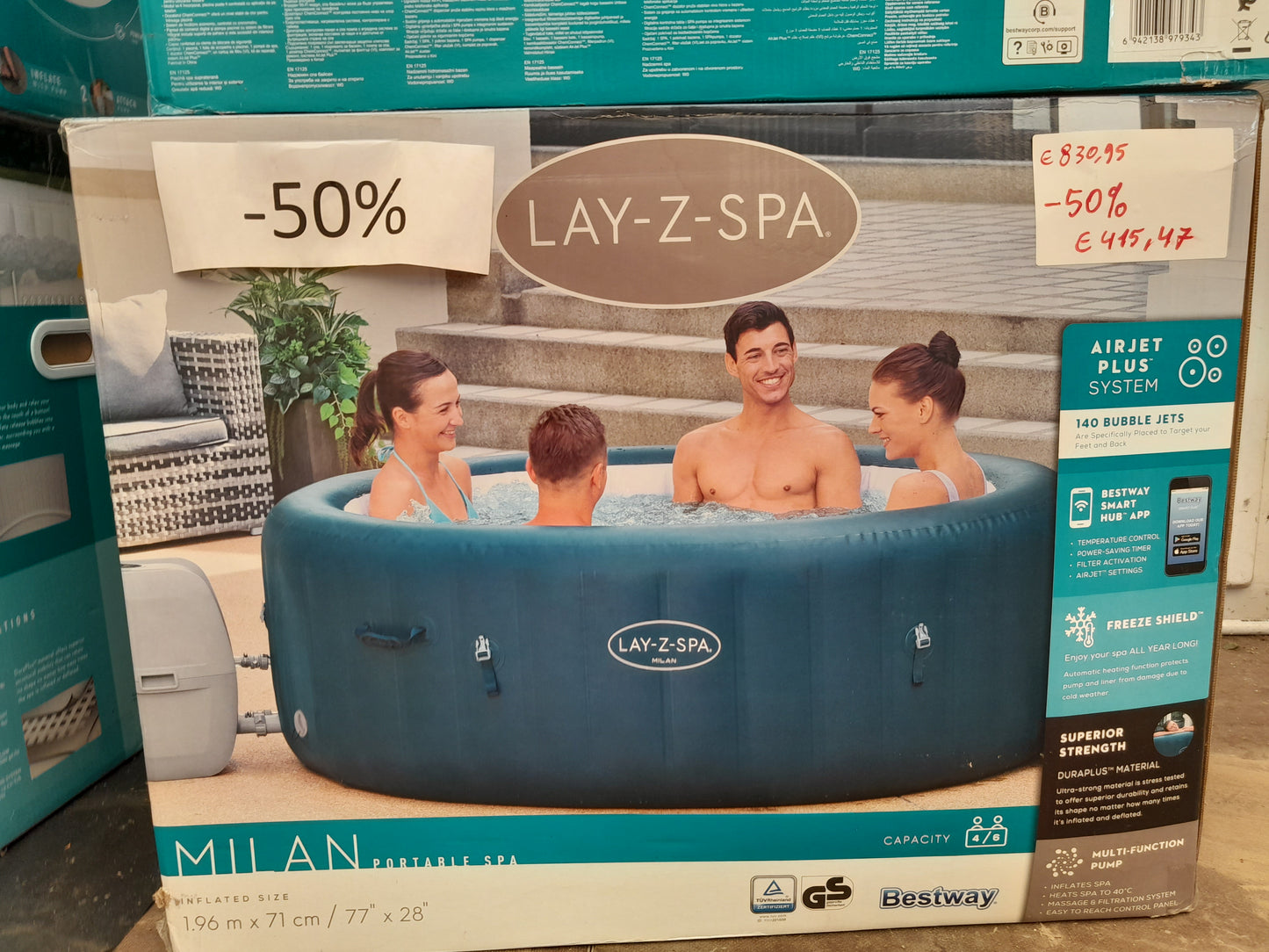 Lay-z-spa Milan