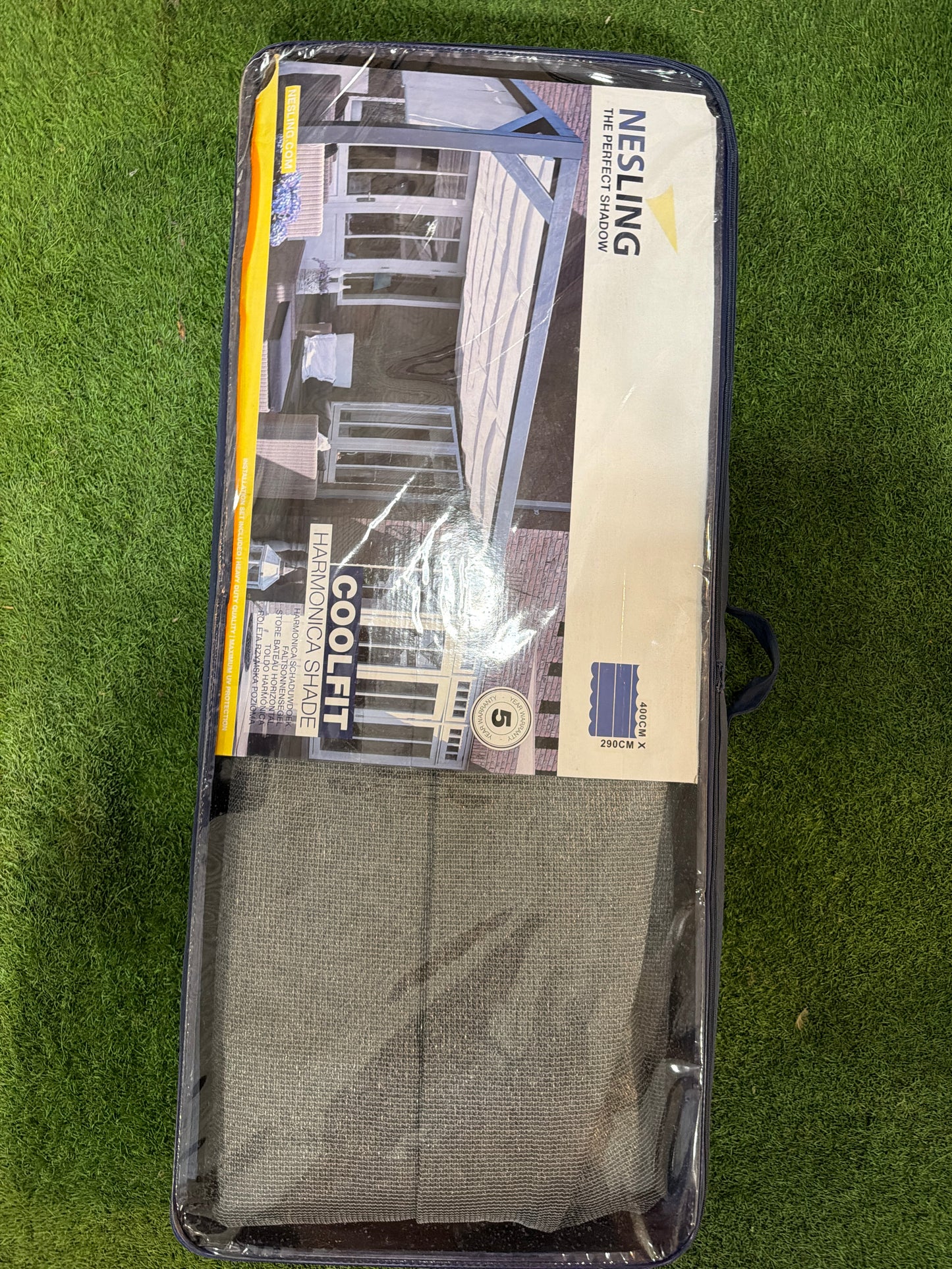 Nesling harmonica schaduwdoek

400cm x 290cm

Grijs
