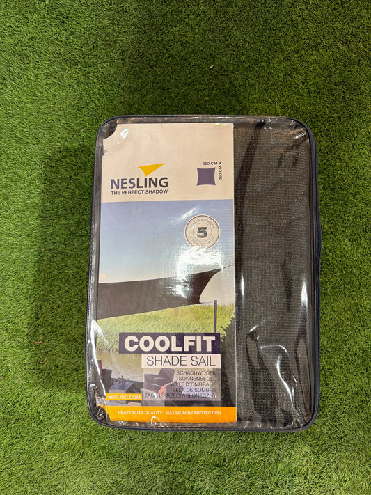Nesling schaduwdoek

360cm x 360cm

Grijs