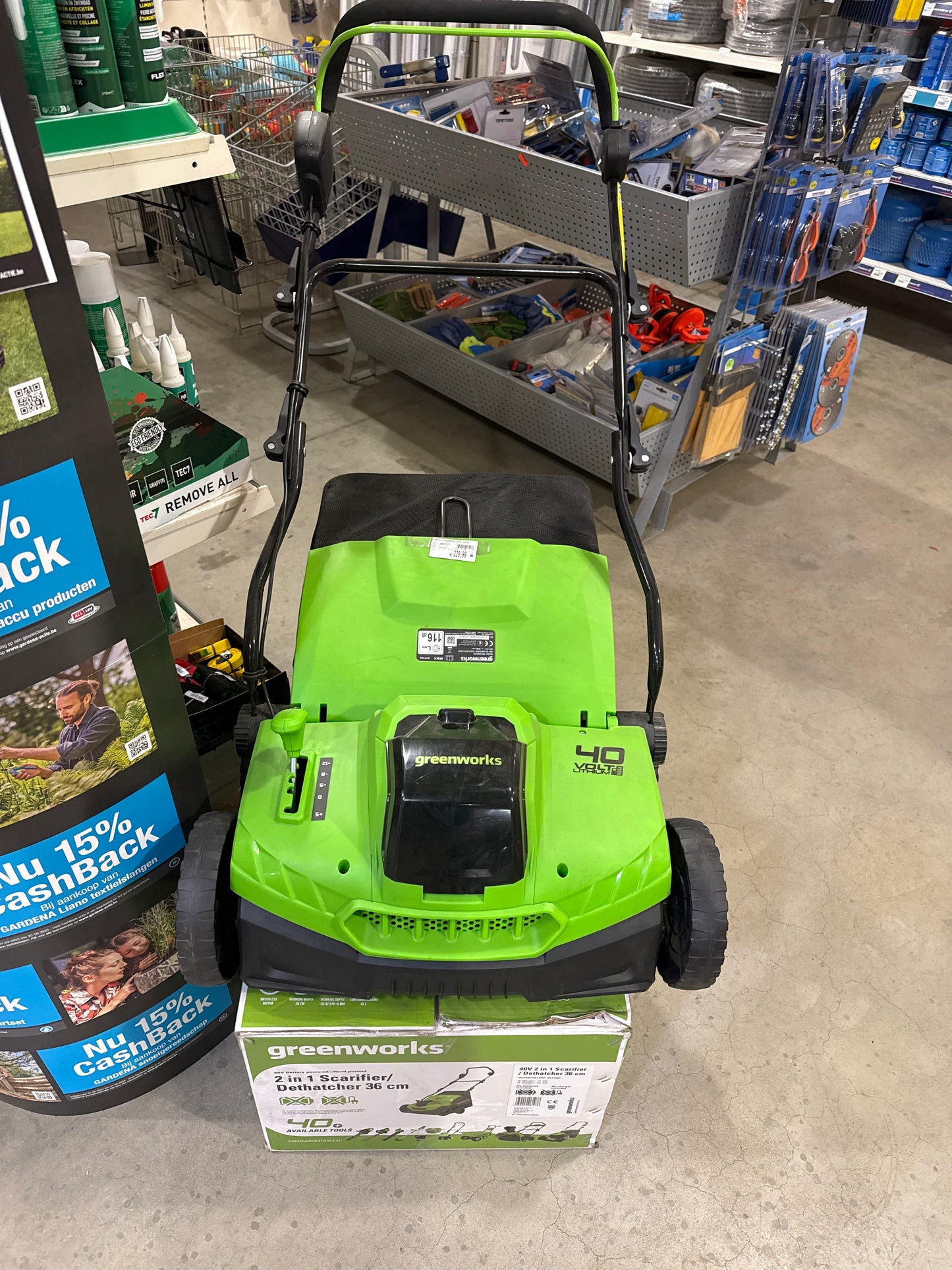 10096 Vertikuteerder Greenworks 40v 36cm